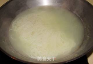 红油酸菜羊肉米线的做法步骤：9