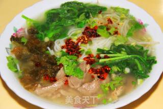 红油酸菜羊肉米线的做法步骤：12