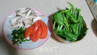 肉丸三鲜汤的做法步骤：2