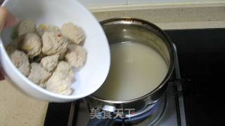 肉丸三鲜汤的做法步骤：4