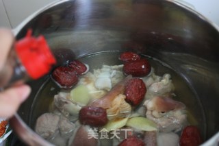 【一菜两吃】炖猪肘的做法步骤：5