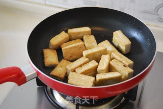 【豆腐两吃】。椒盐脆豆腐 & 糖醋脆豆腐的做法步骤：4