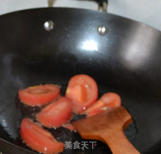 西红柿土豆丝的做法步骤：1