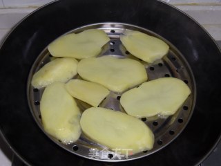 浪漫迷人——法式焖酥土豆的做法步骤：3