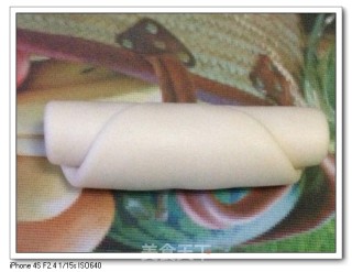 莲蓉蛋黄酥的做法步骤：12