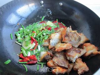 豆腐煮鱼的做法步骤：8