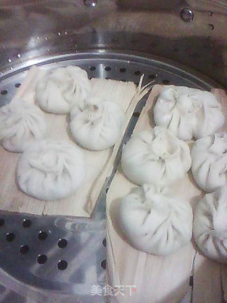 芹菜猪肉包的做法步骤：8