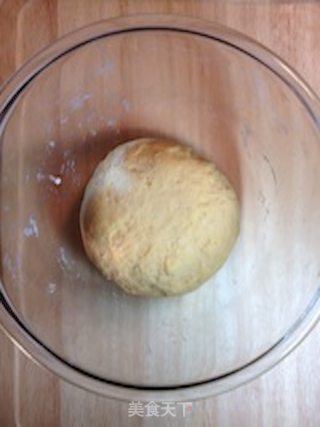 手擀意式黄金面(系列之一)黄金瀑布里蒜,椒香【传统的意式面】新鲜尝的做法步骤：11