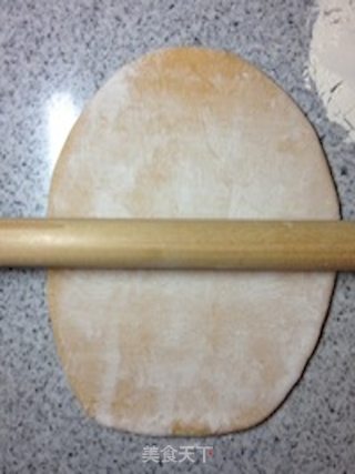 手擀意式黄金面(系列之一)黄金瀑布里蒜,椒香【传统的意式面】新鲜尝的做法步骤：22