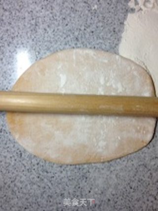 手擀意式黄金面(系列之一)黄金瀑布里蒜,椒香【传统的意式面】新鲜尝的做法步骤：23