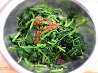 温拌菠菜的做法步骤：4