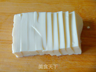 【预热年菜】简单几步成就宴客菜---剁椒鲈鱼豆腐的做法步骤：4