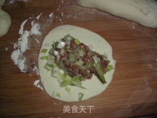 芝麻肉馅饼的做法步骤：6