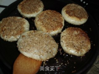 芝麻肉馅饼的做法步骤：10