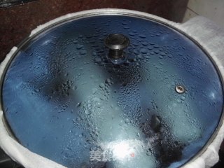 补血红糖卷的做法步骤：7