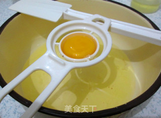 蓝莓果酱蛋糕卷的做法步骤：2