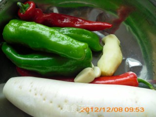 简单、开胃又脆爽的小菜－－－萝卜泡菜的做法步骤：2