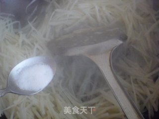 土豆丝卷饼【附春饼详细做法】的做法步骤：13