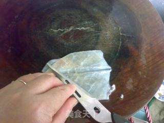 土鱿炒荷兰豆的做法步骤：2