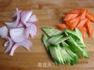 小炒松蘑的做法步骤：3