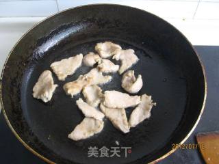 小炒松蘑的做法步骤：5