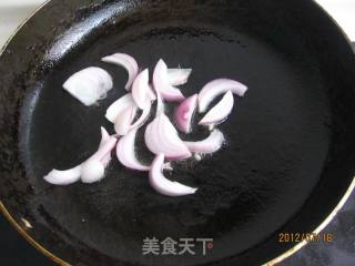 小炒松蘑的做法步骤：6
