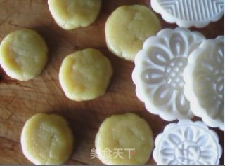 酥得掉渣的小饼干的做法步骤：7