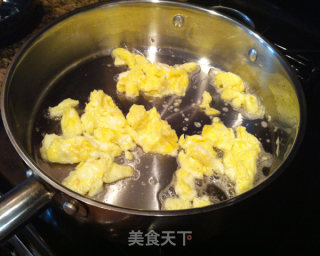 蛋炒饭的做法步骤：4