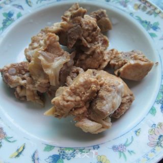 糖炒排骨的做法步骤：1