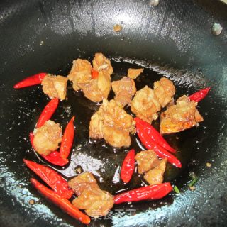 糖炒排骨的做法步骤：5