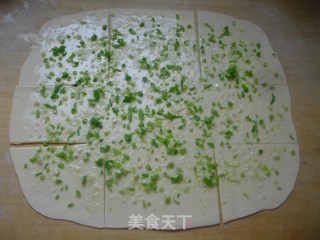 葱油饼的做法步骤：6