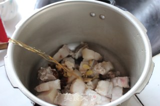 红烧肉（高压锅版）的做法步骤：6