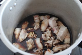 红烧肉（高压锅版）的做法步骤：8