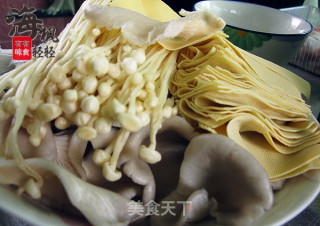 DIY滋补家庭什锦火锅的做法步骤：7