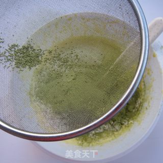 抹茶蜜豆卷的做法步骤：3