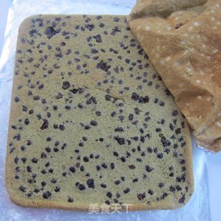 抹茶蜜豆卷的做法步骤：10