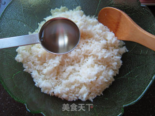 金枪鱼沙拉紫菜包饭的做法步骤：5
