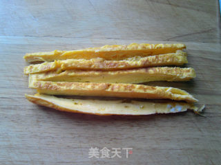 金枪鱼沙拉紫菜包饭的做法步骤：11