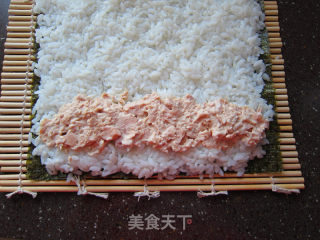 金枪鱼沙拉紫菜包饭的做法步骤：18