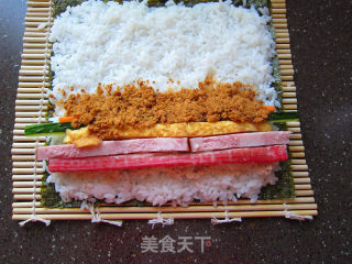 金枪鱼沙拉紫菜包饭的做法步骤：20