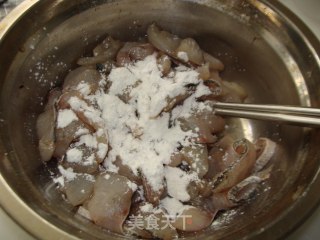 山寨水煮鲈鱼的做法步骤：7