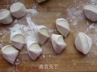 花朵绿豆沙包的做法步骤：4