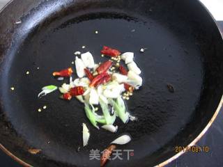 猪血炒豆干的做法步骤：8