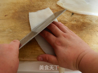 韭香鱿鱼卷的做法步骤：2