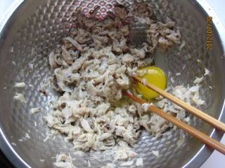 燕麦时蔬鲅鱼饼的做法步骤：4