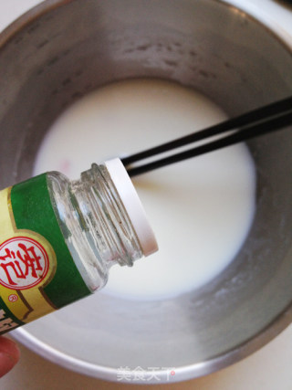 经典鲁菜——炒芙蓉虾的做法步骤：7