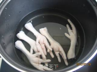 憨豆凤爪的做法步骤：4