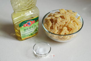 酸奶驯鹿通心粉的做法步骤：1