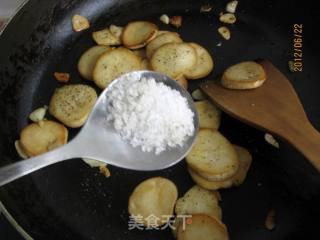 盐煎杏胞菇的做法步骤：9
