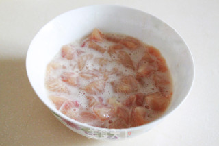 腰果鸡丁的做法步骤：2